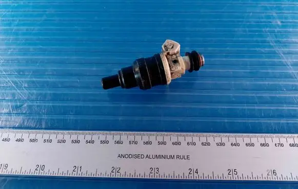 Mitsubishi Galant Fuel injector