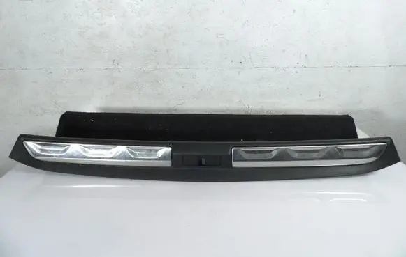Citroen DS5 Other sill/pillar trim element 9687665077