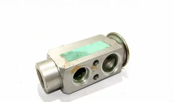 Mercedes-Benz E W210 Air conditioning (A/C) expansion valve 