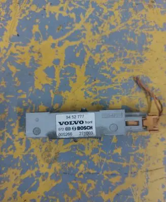 Volvo S60 Airbag deployment crash/impact sensor 9452777 271003 005266