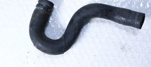 Audi A6 S6 C5 4B Engine coolant pipe/hose 8D0121109H