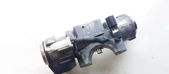 Toyota Avensis T250 Ignition lock contact n05015178