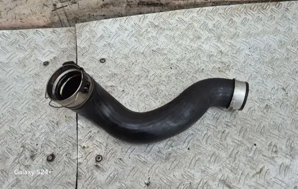 Mercedes-Benz C W204 Intercooler hose/pipe A2045280682
