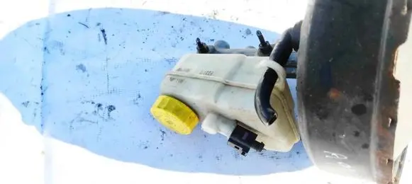 Skoda Roomster (5J) Master brake cylinder