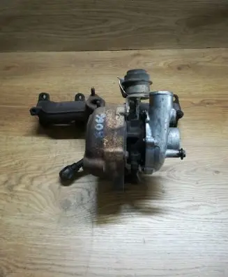 Volkswagen Golf III Turbo 028145702D