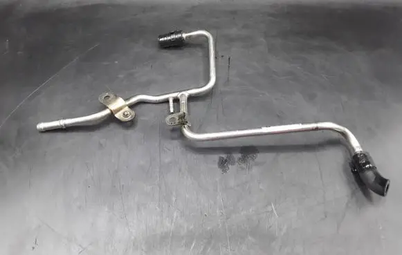 Skoda Superb B6 (3T) Fuel line pipe 03L201360AC 03L201360 L24309FB