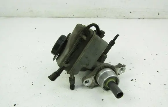 Opel Astra H Master brake cylinder 