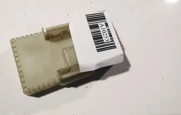 Ford Mondeo MK IV Fuse box cover 6g9t14c507bb 6g9t-14c507-bb