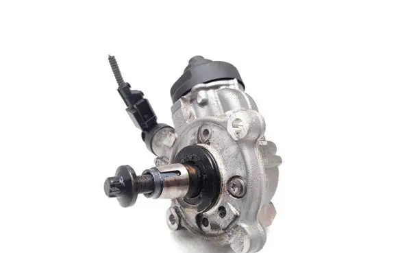 BMW X3 F25 Fuel injection high pressure pump 8511626 0445010764