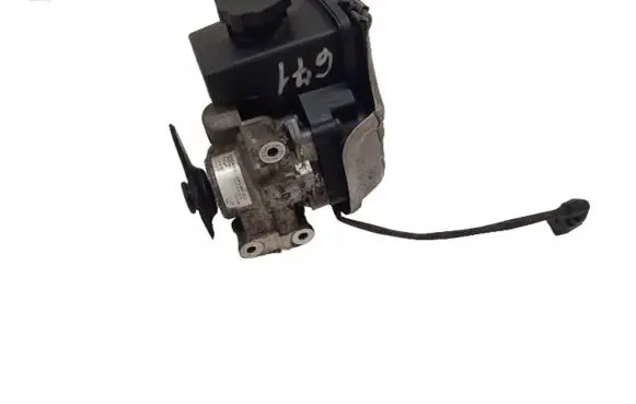 Mercedes-Benz C W204 Power steering pump A0034664301