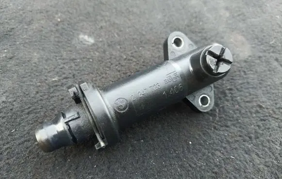 BMW 3 E46 EGR thermostat 2247723 1406