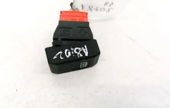 Renault Espace II Windscreen/window heater switch