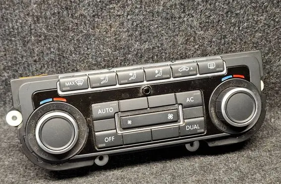 Volkswagen Tiguan Climate control unit 5K0907044ER