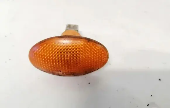 Ford Transit Front fender indicator light f6db13k309