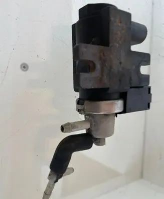 Audi A4 S4 B6 8E 8H Turbo solenoid valve 8E0906627C 04T167 72290313