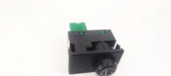 Nissan Primera Wing mirror switch ZCP