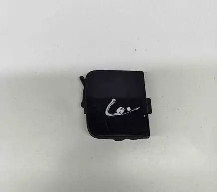 Rear bumper row hook cap/cover
