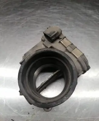 Mercedes-Benz C W203 Throttle valve A1110980109