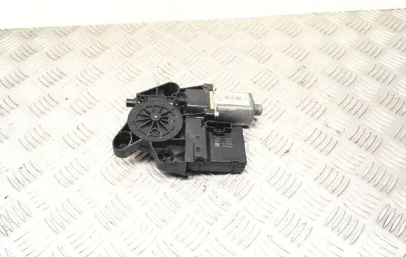 Renault Scenic III - Grand scenic III Front door window regulator motor 0130822478 915943101 807300011R