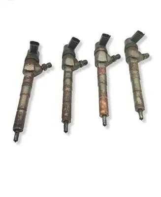 Opel Insignia A Fuel injectors set 0445110327