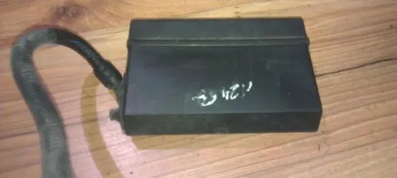 Opel Tigra A Fuse box set 90450130