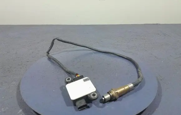 BMW X5 E53 Lambda probe sensor 9887657