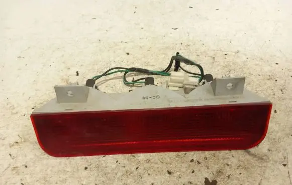 Mitsubishi Pajero Sport I Third/center stoplight 0509147