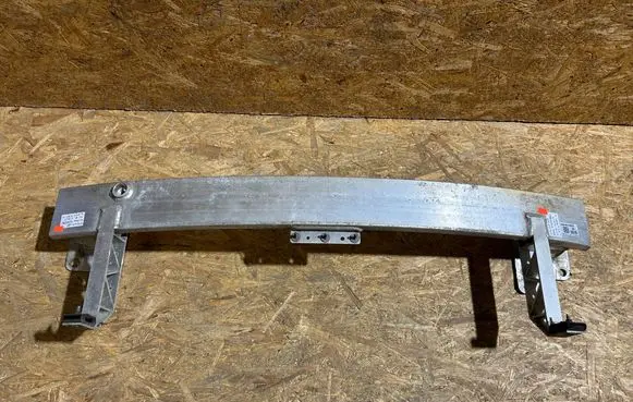 Hyundai Kona I Front bumper cross member GKKFMU100218 K622792