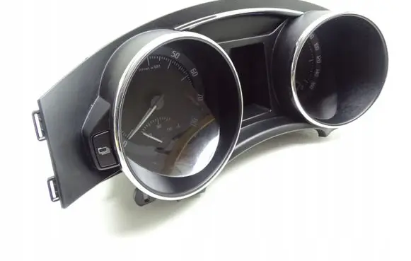 Skoda Superb B6 (3T) Speedometer (instrument cluster) 3T2920941J