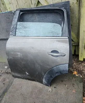 Mini Cooper Countryman R60 Rear door