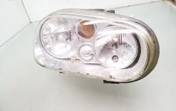 Volkswagen Golf IV Headlight/headlamp 1J1941018C