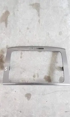 Volkswagen PASSAT B6 Radio/GPS head unit trim 3C0858062M