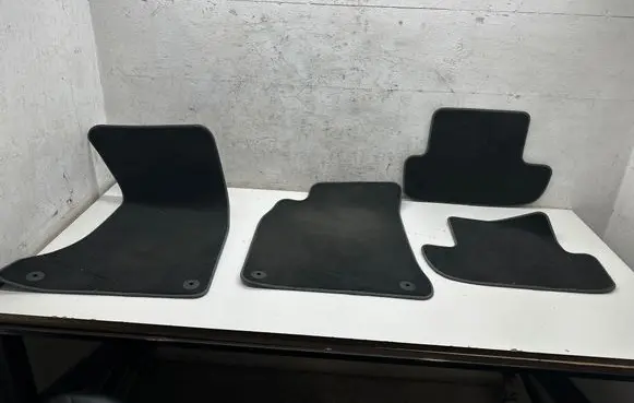 Audi A5 8T 8F Car floor mat set 