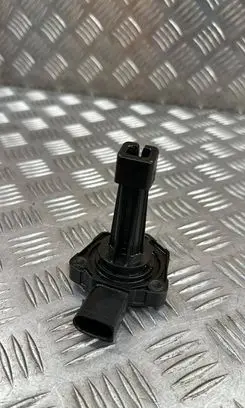 Jaguar XJ X351 Oil level sensor 9G9N6C624AC