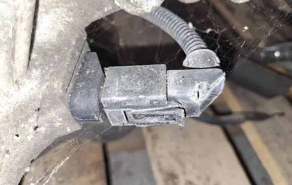 Mercedes-Benz B W245 Crankshaft position sensor 