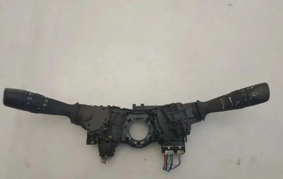 Toyota Auris E180 Indicator stalk 17F85002730