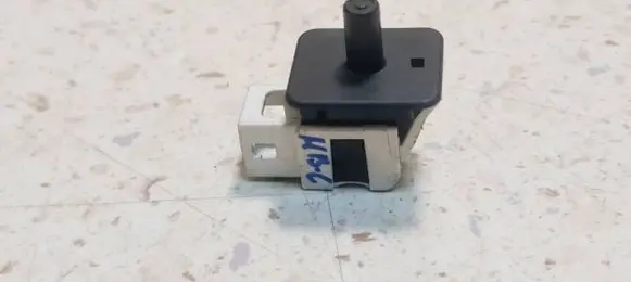 Mercedes-Benz C W203 Front door sensor coupe 2028209410 30011501