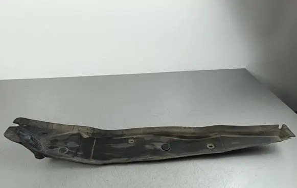 Fender end trim