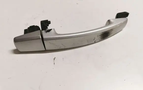 Opel Zafira B Front door exterior handle
