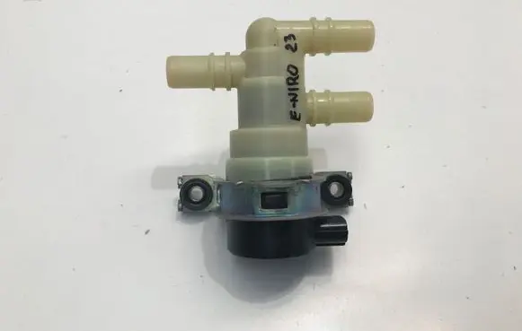 KIA Niro Coolant heater control valve 375V3AO000