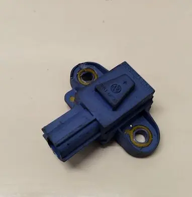 Volkswagen Jetta V Airbag deployment crash/impact sensor 1K0955557A