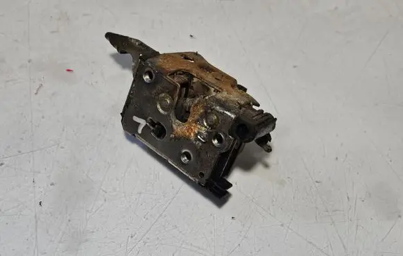 Front door lock