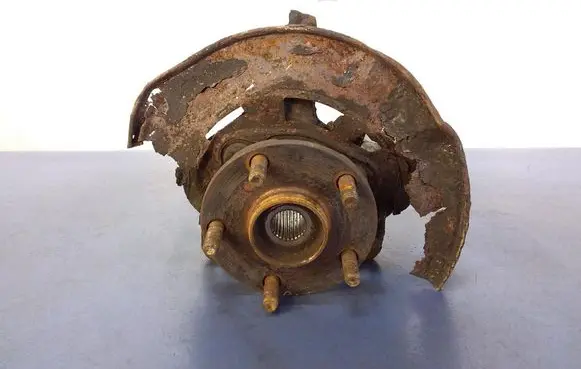 Toyota Avensis T270 Front wheel hub spindle knuckle 