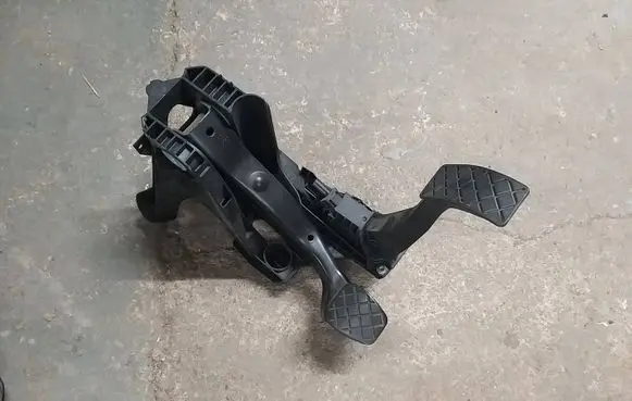 Seat Leon (5F) Brake pedal 5Q1721058DL