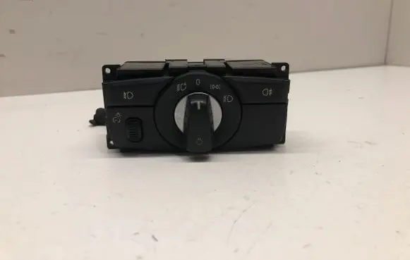 BMW 5 E60 E61 Light switch 6988554 33295301 0070710272553