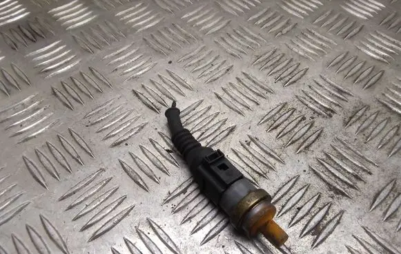 Coolant temperature sensor