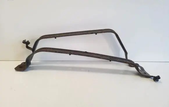 Ford Ecosport Fuel tank mounting bracket CN159054BA CN159057AB