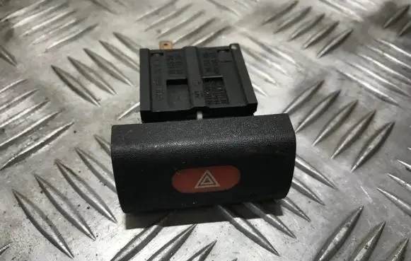 Opel Vectra B Hazard light switch 90565714 90493804