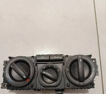 Volkswagen Transporter - Caravelle T5 Climate control unit 7H0820045Ac 000385 69740003