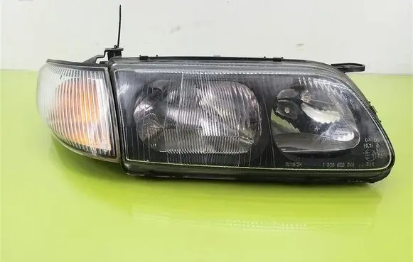 Mazda 626 Headlight/headlamp 1305623044